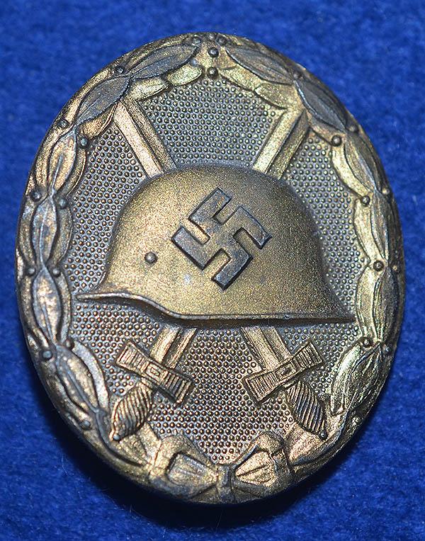 WW2 GERMAN WOUND BADGE IN GOLD.