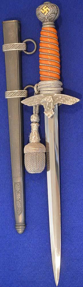 LUFTWAFFE 2MD MODEL DAGGER BY SMF IN MINT UNISSUED CONDITION.