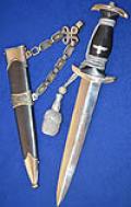 SS CHAINED LEADERS DAGGER 1936 MODEL IN EXCEPTIONAL CONDITION.
