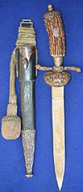 EXTREMLY RARE DELUXE SENIOR HUNTING OFFICALS DAGGER BY ALCOSO COMPLETE WITH HANGER AND KNOT.