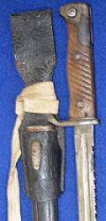 IMPERIAL GERMAN S98 MODEL SAW BACK BAYONET COMPLETE WITH LEATHER FROG AND KNOT.