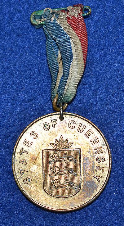 1945 GUERNSEY CHANNEL ISLANDS LIBERATION MEDAL.