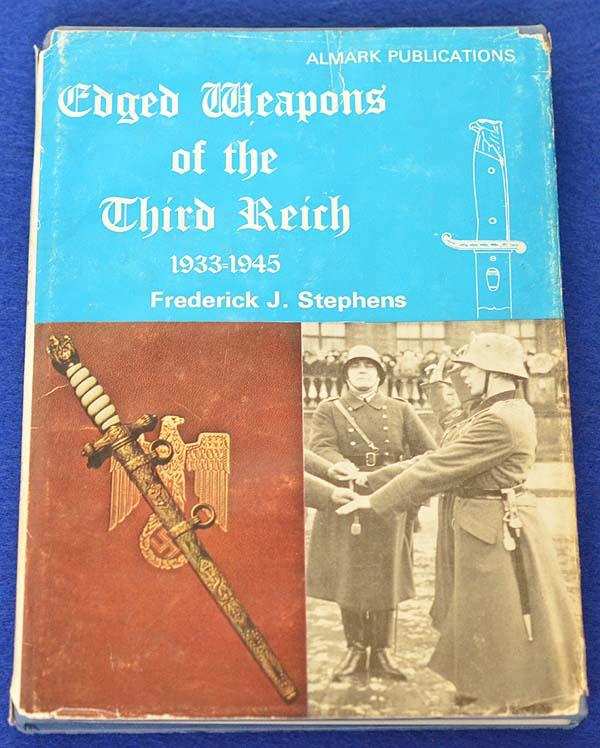 REFERENCE BOOK,EDGED WEAPONS OF THE THIRD REICH 1933 - 1945.
