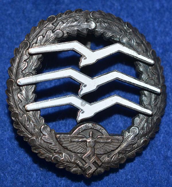 THIRD REICH NSFK GLIDER PILOTS BADGE, AWARD TYPE WITH ISSUE NUMBER.