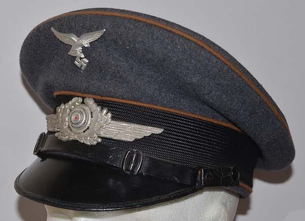 LUFTWAFFE SIGNALS NCO'S PEAK CAP.