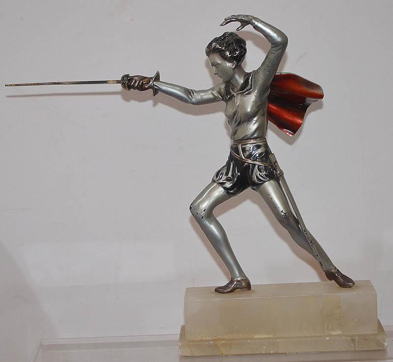 THE FENCER, 1930'S AUSTRIAN COLD PAINTED WHITE METAL FIGURE.