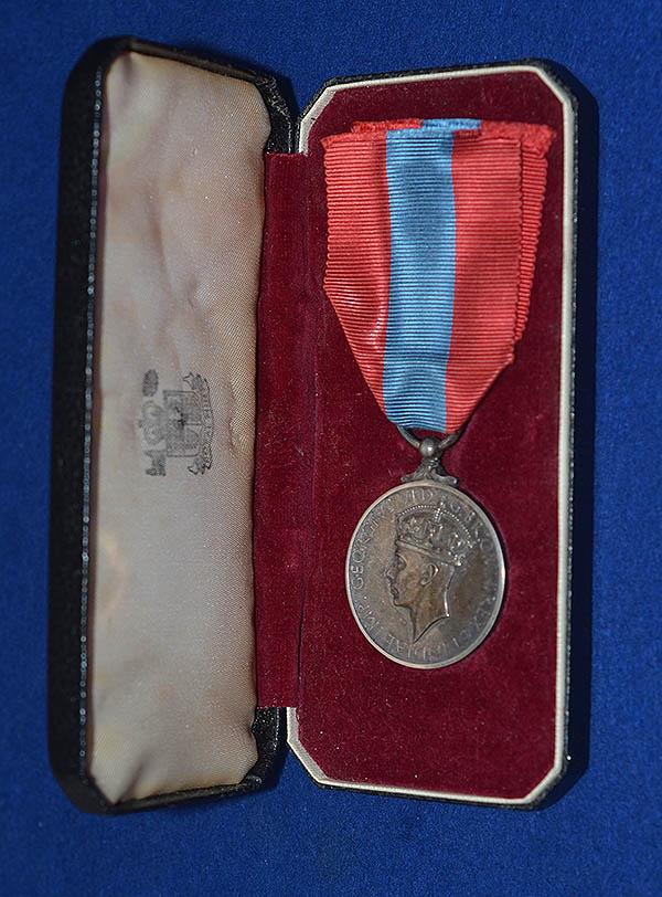 BRITISH GEORGE THE 6TH CASED IMPERIAL SERVICE MEDAL.