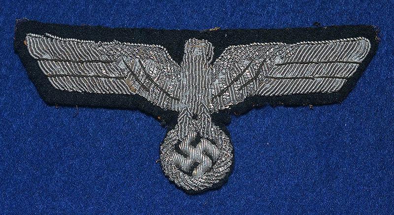 GERMAN ARMY OFFICERS TUNIC EAGLE.