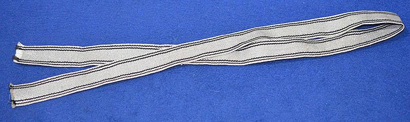 CLOTH STRAP FOR AN SS OFFICERS SWORD KNOT.
