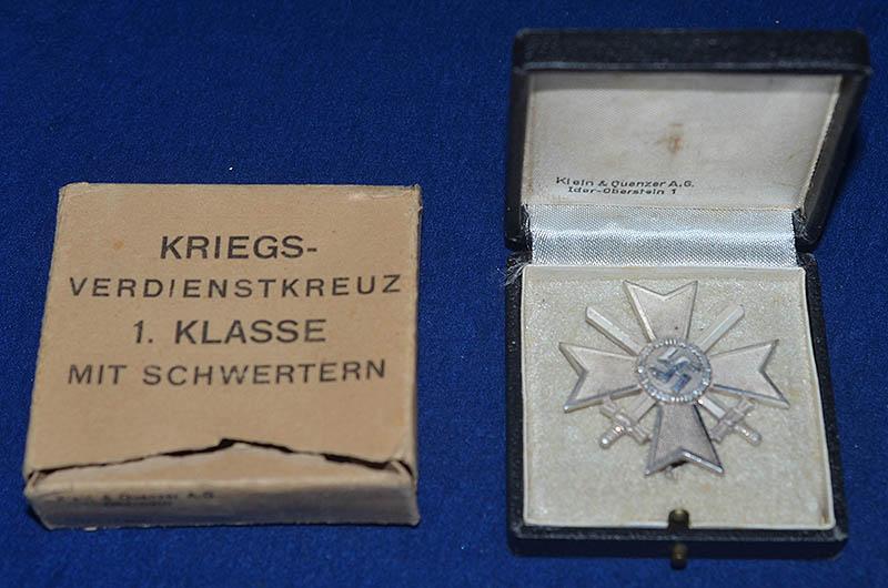 WAR SERVICE CROSS 1ST CLASS WITH SWORD WITH ISSUE BOX AND RARE PAPER CARTON BY KLEIN & QUENZER.