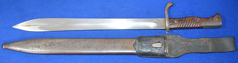 WW1 IMPERIAL GERMAN 1898 / 05 BAYONET COMPLETE WITH FROG.