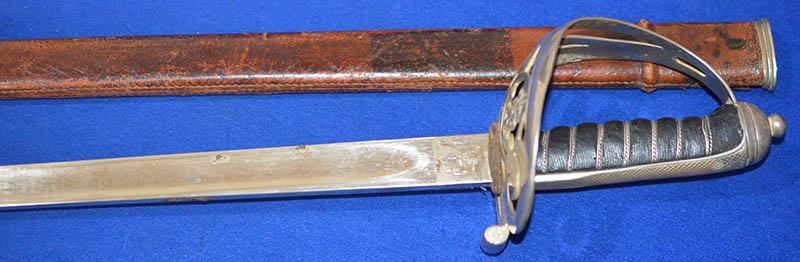 BRITISH WW1 RIFLE BRIGADE SWORD.