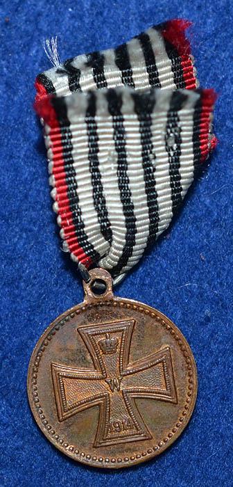 MINIATURE WW1 GERMAN MEDAL.