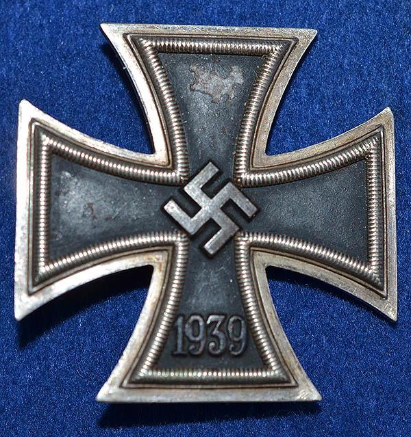 WW2 IRON CROSS 1ST CLASS.