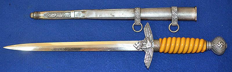 LUFTWAFFE OFFICERS DAGGER 1937 MODEL BY KREBS.