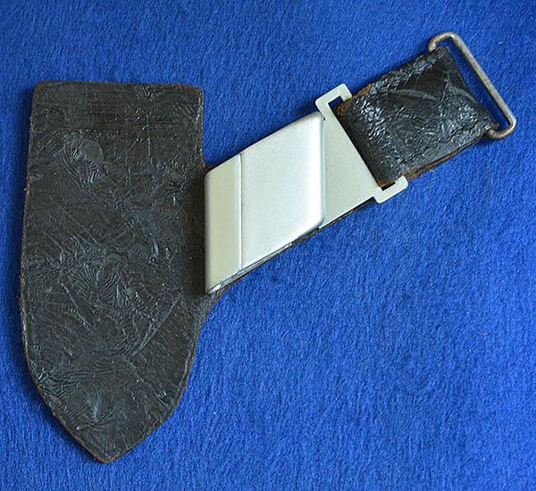 RAD HANGER FOR THE ENLISTED MANS DAGGER.