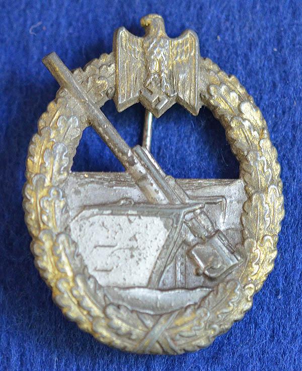 GERMAN THIRD REICH NAVAL COASTAL ARTILLERY BADGE.