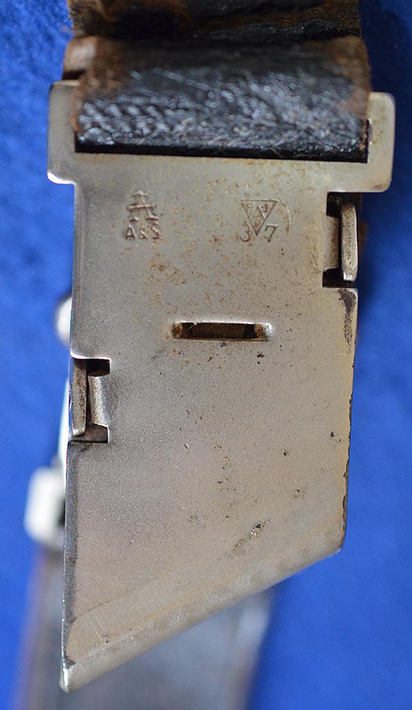 RAD ENLISTED MANS DAGGER HANGER AND MATCHING RARE BELT LOOP.