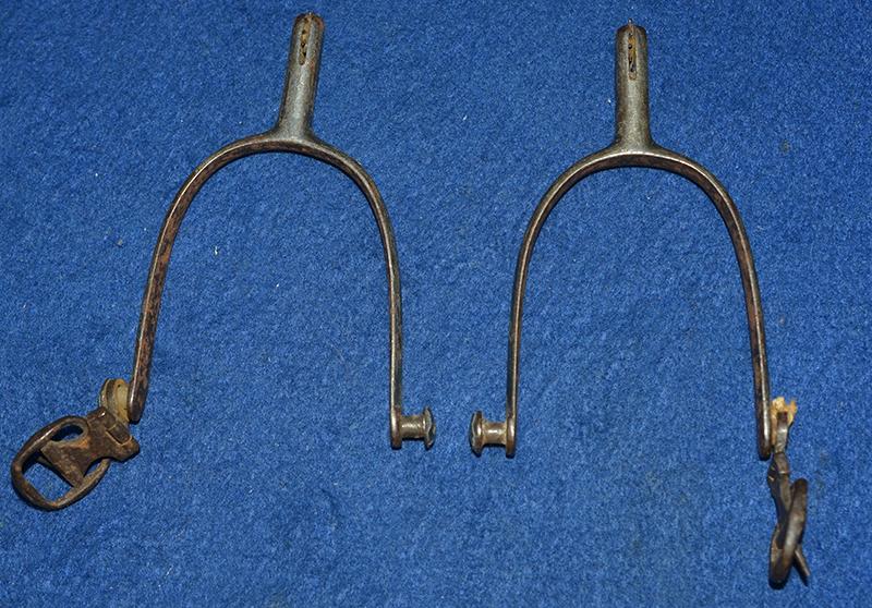 PAIR OF WW1 BRITISH OFFICERS CAVALRY SPURS.