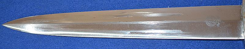 NSKK DAGGER 1933 MODEL BY SHUTTELHOFER COMPLETE WITH HANGER.