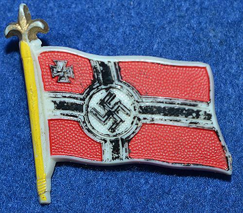 THIRD REICH NAVAL WAR FLAG BADGE.
