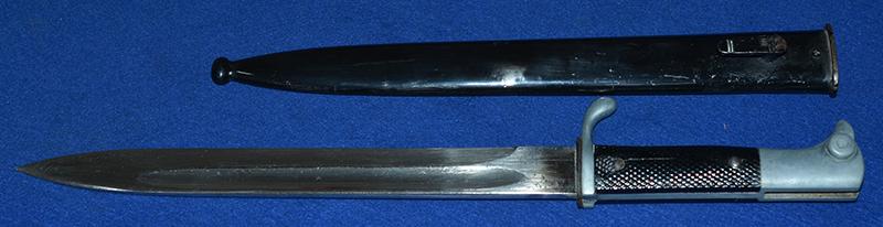 THIRD REICH ARMY LONG MODEL PARDE BAYONET BY EICKHORN.