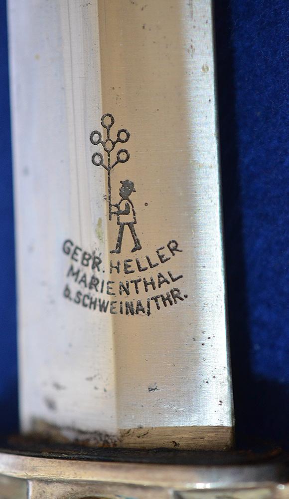 THIRD REICH NSFK FLYERS DAGGER BY GEBR HELLER, NEAR MINT CONDITION.
