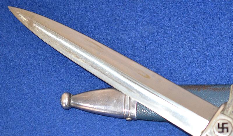 THIRD REICH NSFK FLYERS DAGGER BY GEBR HELLER, NEAR MINT CONDITION.