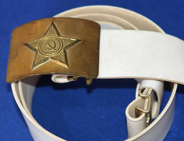 RUSSIAN WHITE LEATHER BELT AND BUCKLE.