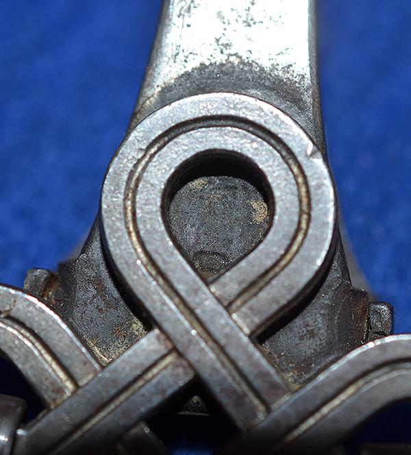 SS CHAINED LEADERS DAGGER 1936 MODEL, COMPLETE WITH TYPE 1 CHAINS.