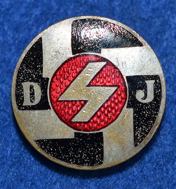 DJ YOUTH ENAMEL MEMBERSHIP BADGE.