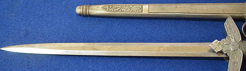 LUFTWAFFE 2ND MODEL OFFICERS DAGGER.
