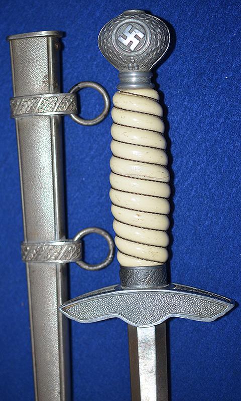 LUFTWAFFE 2ND MODEL OFFICERS DAGGER.