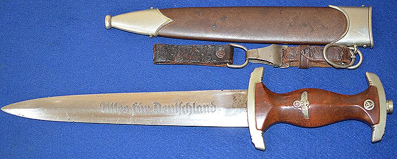 SA DAGGER 1933 MODEL BY EICKHORN WITH UNIT ISSUE NUMBER AND COMPLETE WITH HANGER AND BELT LOOP.