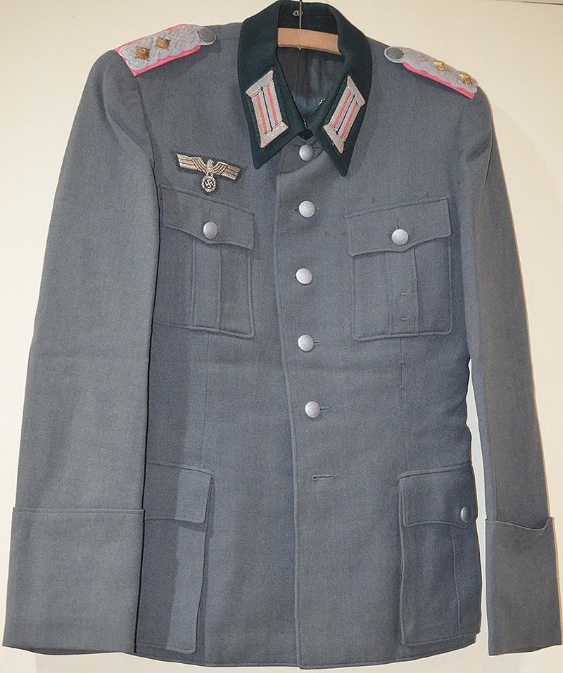 ARMY PANZER COLONELS 4 POCKET M36 MODEL FIELD GREY TUNIC.