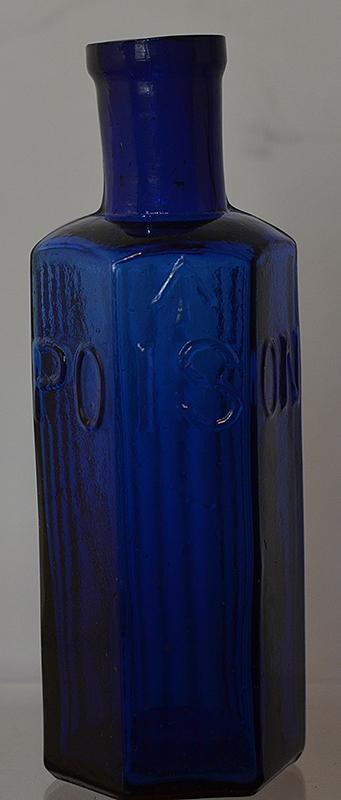 BRITISH VICTORIAN MILITARY POISON BOTTLE.