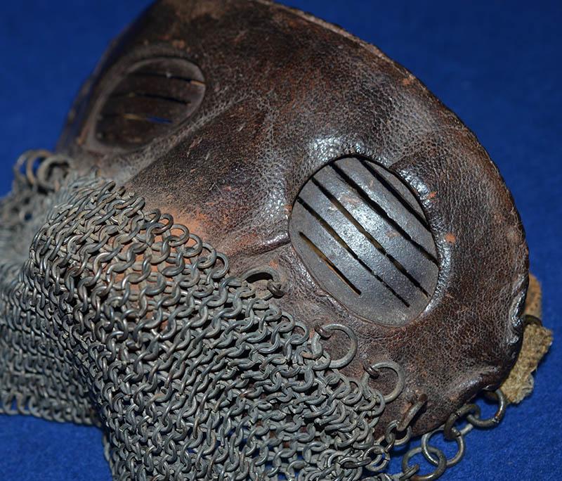 BRITISH WW1 TANK CREW PROTECTIVE FACE MASK.