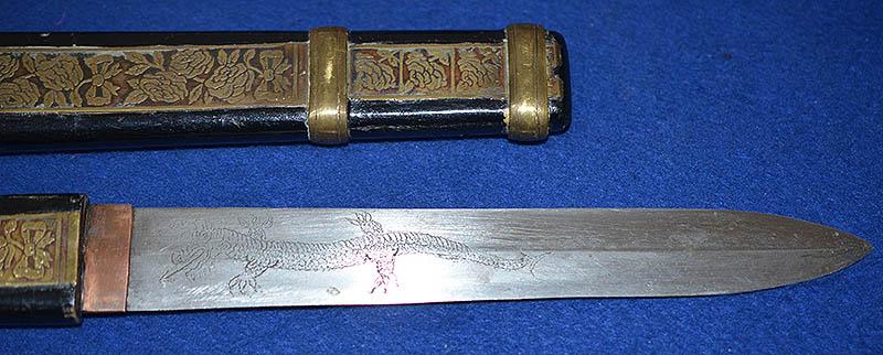 ANTIQUE JAPANEASE TANTO TYPE DAGGER.