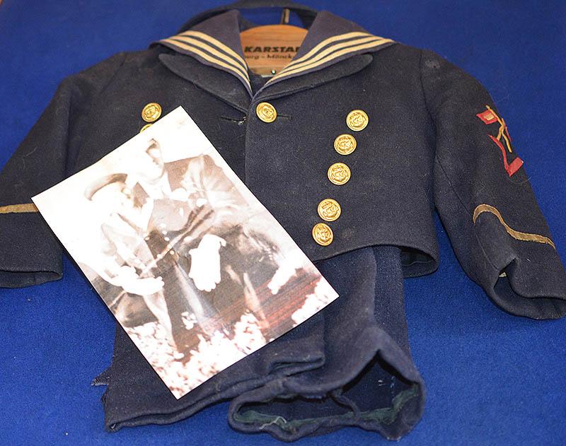 GERMAN 1930's CHILDS NAVAL UNIFORM WITH PHOTOGRAPH OF THE BOY WEARING THIS ACTUAL UNIFORM.