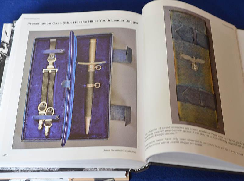 REFERENCE BOOKS, THE COLLECTORS GUIDE TO HITLER YOUTH KNIIVES.