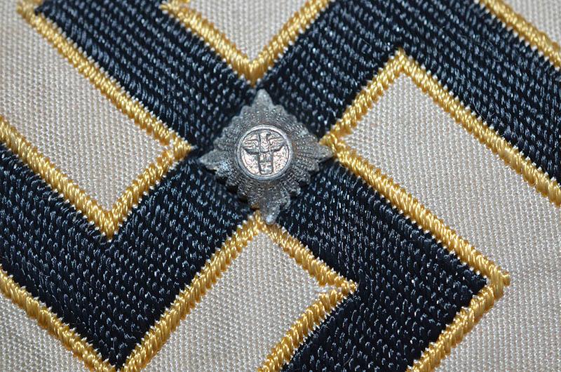 POLITICAL LEADERS ARM BAND FOR AN ORTSGRUPENLEITER.