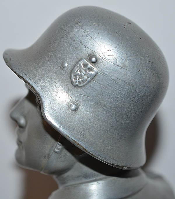 THIRD REICH BUST OF GERMAN SOLDIER ON MARBLE BASE.