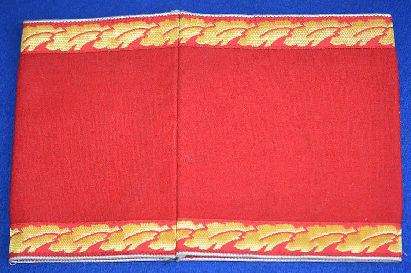 POLITICAL LEADERS ARM BAND, KREISS LEVAL.