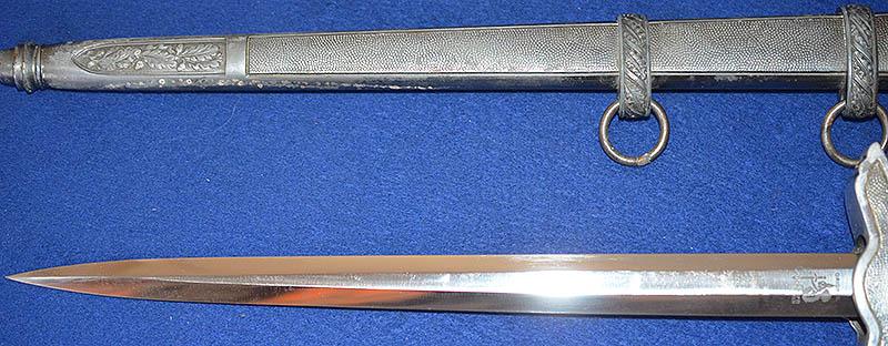 LUFTWAFFE 2ND MODEL DAGGER BY EICKHORN COMPLETE WITH STRAPS AND KNOT.