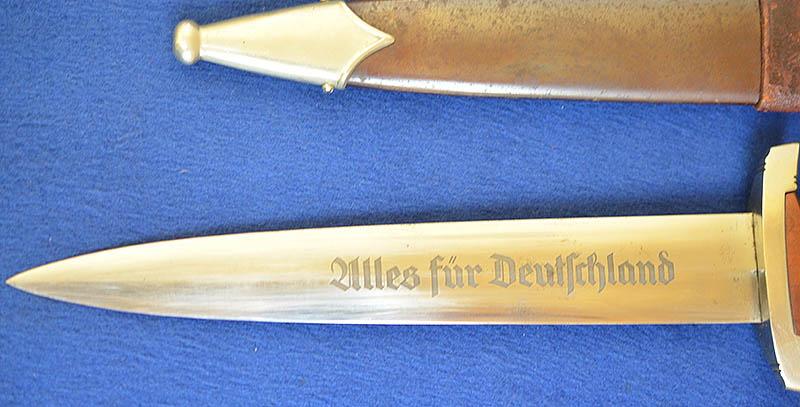 SA DAGGER 1933 MODEL BY WINGEN COMPLETE WITH RARE BROWN LEATHER FROG HANGER.