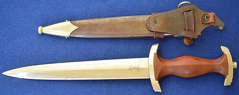 SA DAGGER 1933 MODEL BY WINGEN COMPLETE WITH RARE BROWN LEATHER FROG HANGER.