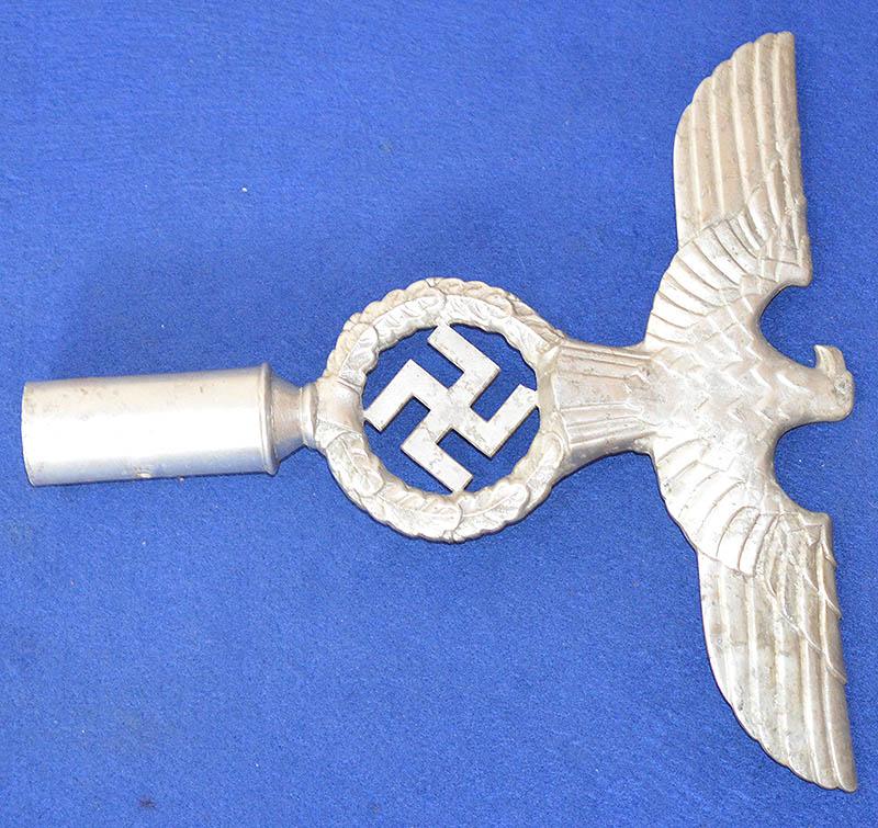 THIRD REICH 2ND PATTERN NSDAP POLITICAL LEADER BANNER TOP EAGLE.