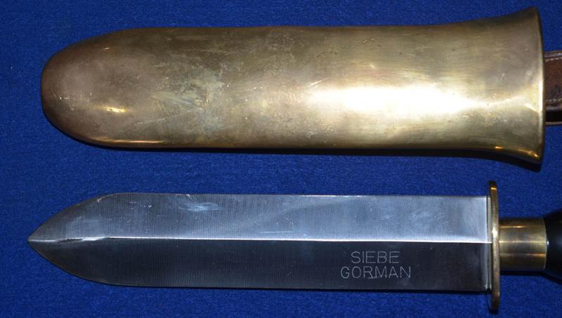 BRITISH DIVERS KNIFE BY SIEBE GORMAN.