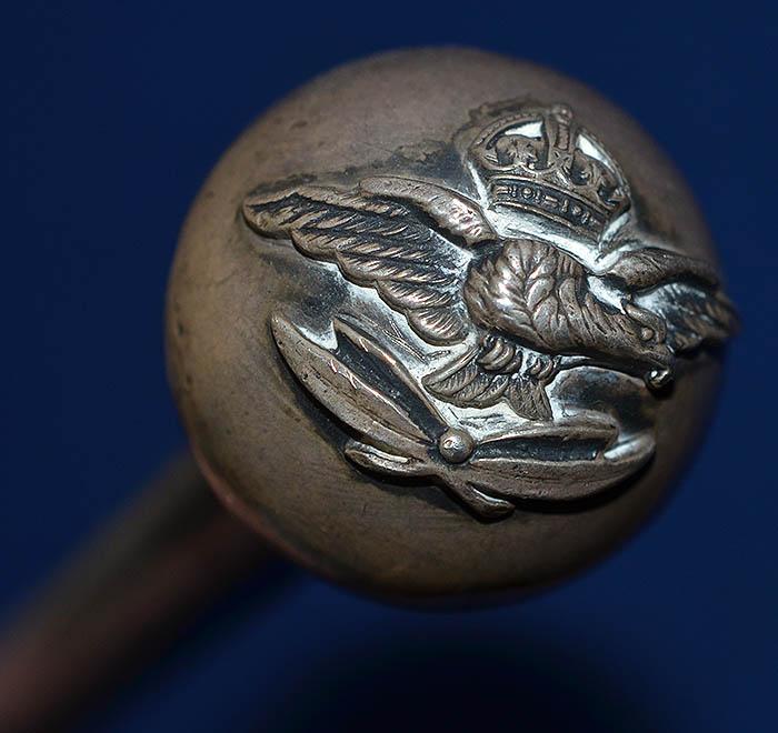WW2 RAF OFFICERS SILVER TOP SWAGGER STICK.