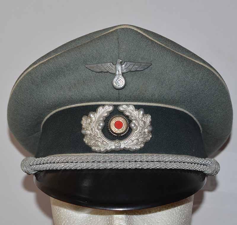 THIRD REICH ARMY INFANTRY OFFICERS PEAK CAP BY EREL.